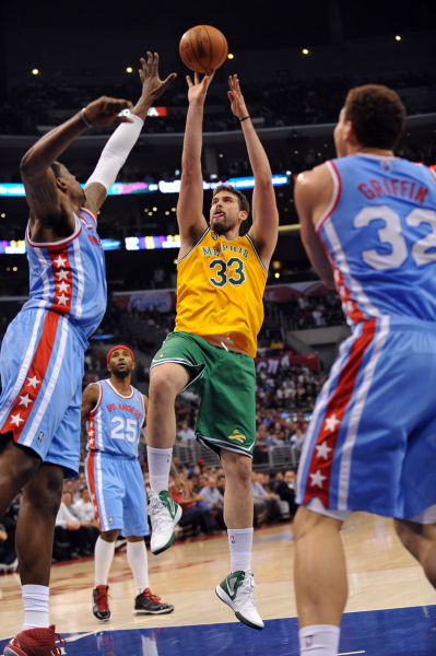 起一阵热潮 起一阵热潮