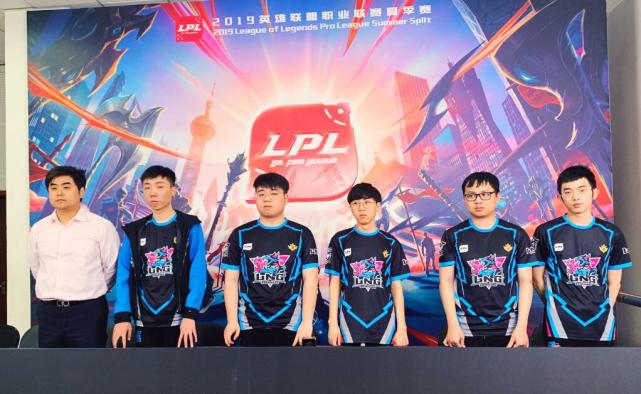 七局的激烈 七局的激烈