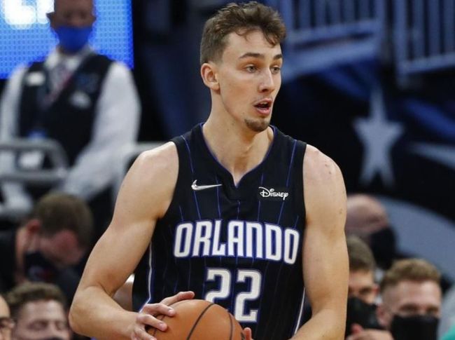 和部分锋线 和部分锋线